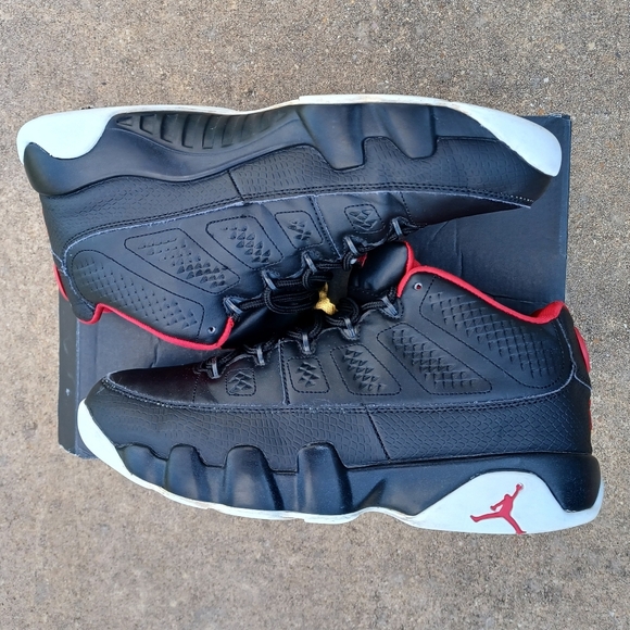 Air Jordan 9 Retro Low Bred 'Snakeskin' Sz.10 - Picture 1 of 9